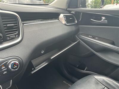 2017 Kia Sorento EX   - Photo 27 - Topeka, KS 66608