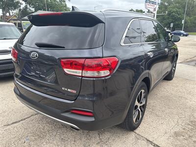 2017 Kia Sorento EX   - Photo 3 - Topeka, KS 66608