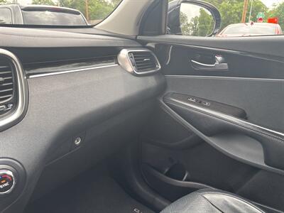 2017 Kia Sorento EX   - Photo 26 - Topeka, KS 66608