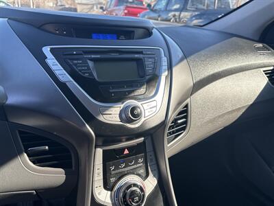 2012 Hyundai ELANTRA Limited   - Photo 14 - Topeka, KS 66608