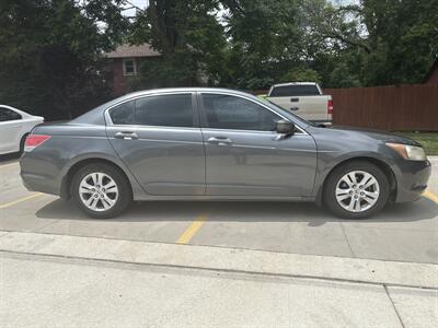 2010 Honda Accord LX-P   - Photo 2 - Topeka, KS 66608