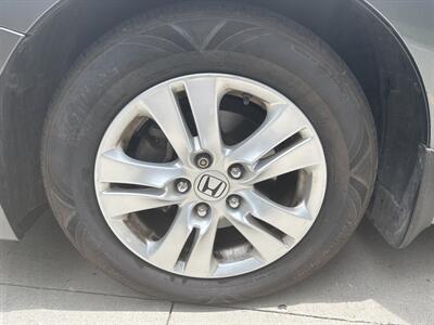 2010 Honda Accord LX-P   - Photo 10 - Topeka, KS 66608