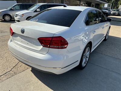 2015 Volkswagen Passat 2.0L TDI SEL Premium   - Photo 6 - Topeka, KS 66608