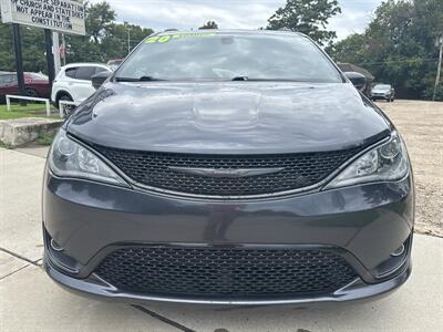 2020 Chrysler Pacifica Touring L Plus - Photo 8 - Topeka, KS 66608