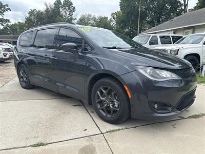 2020 Chrysler Pacifica Touring L Plus - Photo 7 - Topeka, KS 66608