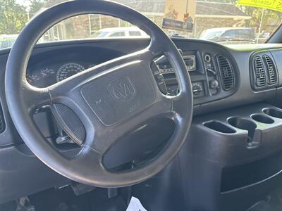 2002 Dodge Ram Van 3500 Maxi - Photo 7 - Topeka, KS 66608