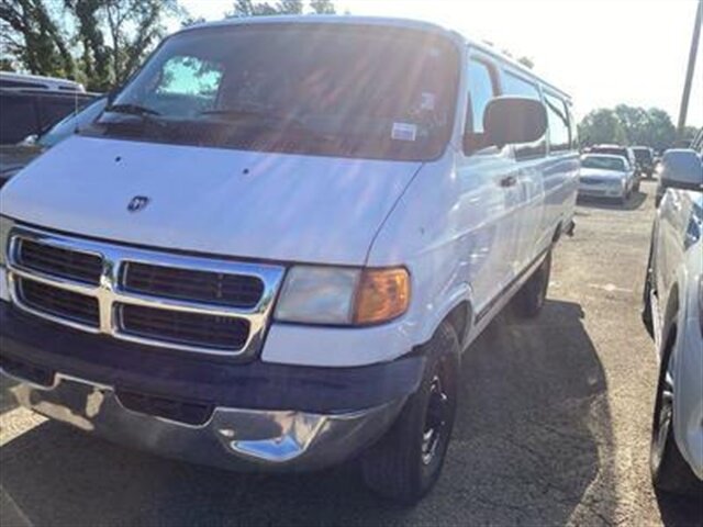 2002 Dodge Ram Van 3500 Maxi   - Photo 1 - Topeka, KS 66608
