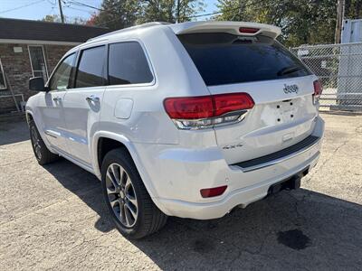 2017 Jeep Grand Cherokee Overland   - Photo 3 - Topeka, KS 66608