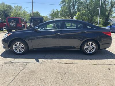2013 Hyundai SONATA GLS - Photo 6 - Topeka, KS 66608