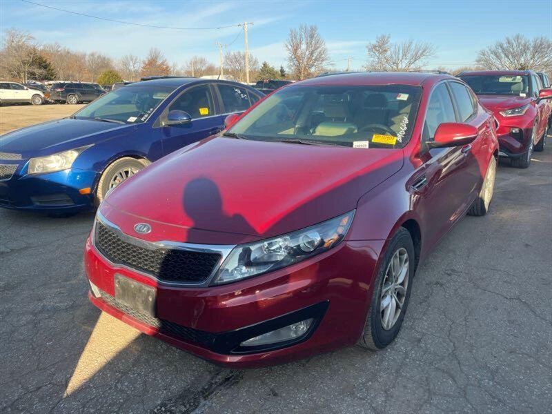 2012 Kia Optima LX   - Photo 1 - Topeka, KS 66608