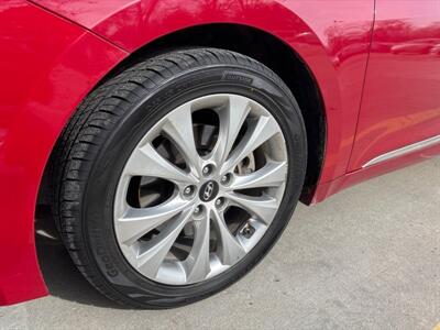 2014 Hyundai Azera   - Photo 6 - Topeka, KS 66608