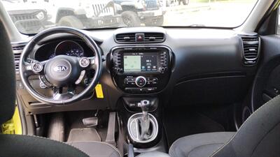 2015 Kia Soul +   - Photo 15 - Topeka, KS 66608