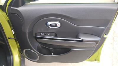 2015 Kia Soul +   - Photo 26 - Topeka, KS 66608