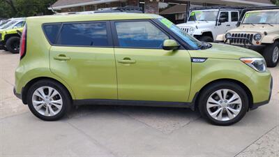 2015 Kia Soul +   - Photo 2 - Topeka, KS 66608