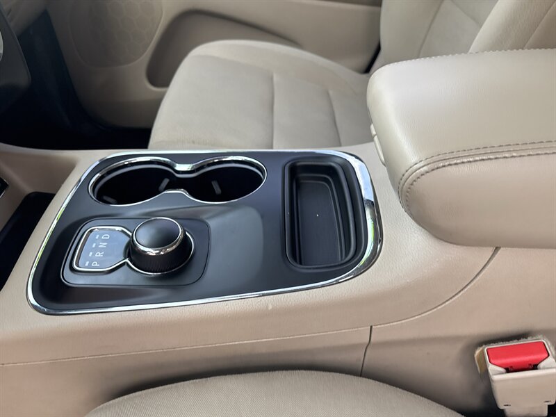 2015 Dodge Durango SXT   - Photo 19 - Topeka, KS 66608