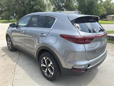 2021 Kia Sportage LX - Photo 3 - Topeka, KS 66608