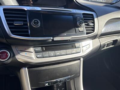 2013 Honda Accord EX-L w/Navi   - Photo 21 - Topeka, KS 66608