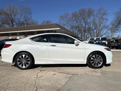 2013 Honda Accord EX-L w/Navi   - Photo 2 - Topeka, KS 66608