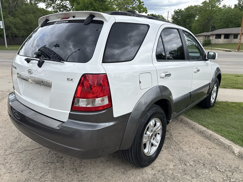 2003 Kia Sorento LX - Photo 3 - Topeka, KS 66608
