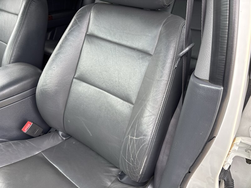 2003 Kia Sorento LX - Photo 12 - Topeka, KS 66608