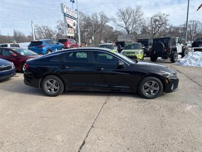 2022 Kia K5 LXS   - Photo 3 - Topeka, KS 66608