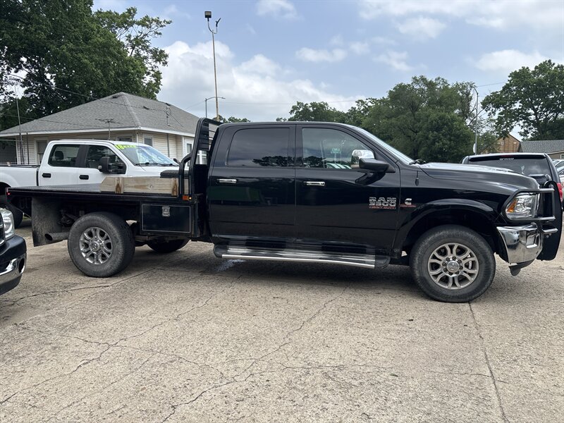 2014 RAM 3500 Laramie - Photo 4 - Topeka, KS 66608
