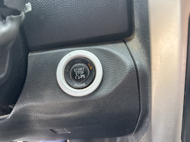 2014 RAM 3500 Laramie - Photo 13 - Topeka, KS 66608
