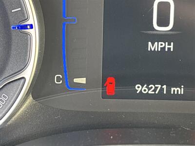 2018 Chrysler Pacifica Touring L   - Photo 12 - Topeka, KS 66608