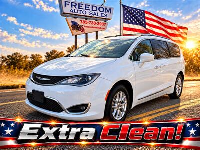 2020 Chrysler Pacifica Touring L Van