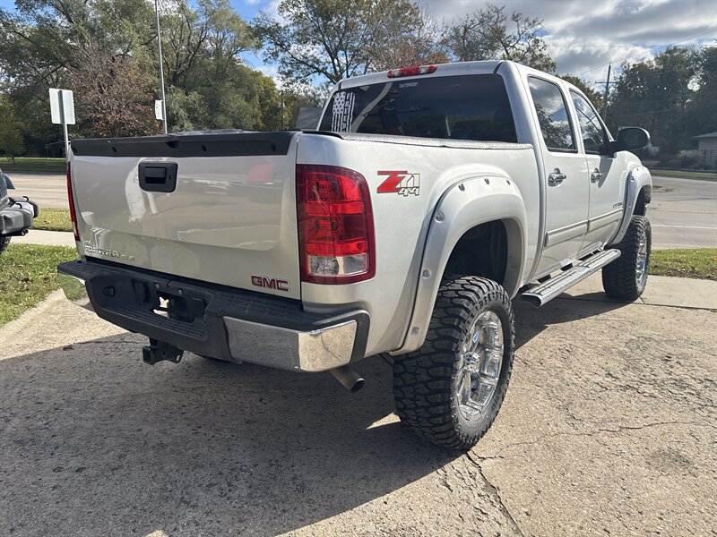2013 Gmc Sierra 1500 SLE photo 3