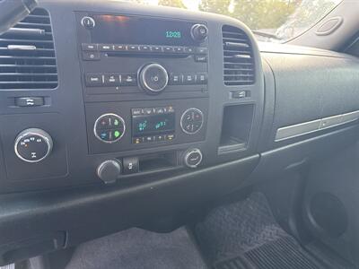 2013 GMC Sierra 1500 SLE   - Photo 11 - Topeka, KS 66608