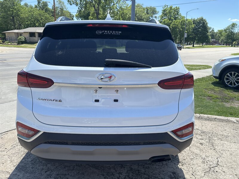 2020 Hyundai SANTA FE SEL - Photo 4 - Topeka, KS 66608