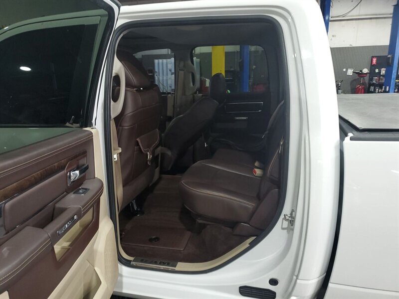 2015 RAM 2500 Laramie Longhorn - Photo 4 - Topeka, KS 66608
