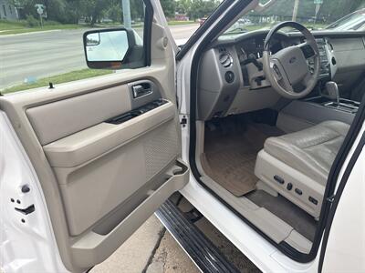 2012 Ford Expedition Limited   - Photo 9 - Topeka, KS 66608