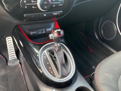 2014 Kia Soul +   - Photo 19 - Topeka, KS 66608