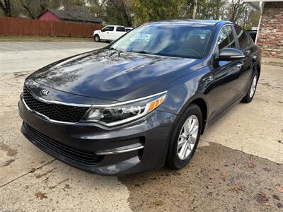 2018 Kia Optima LX   - Photo 3 - Topeka, KS 66608