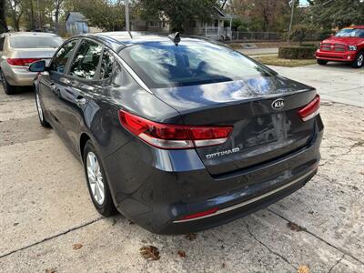 2018 Kia Optima LX   - Photo 8 - Topeka, KS 66608