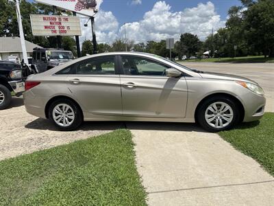 2011 Hyundai SONATA GLS - Photo 2 - Topeka, KS 66608