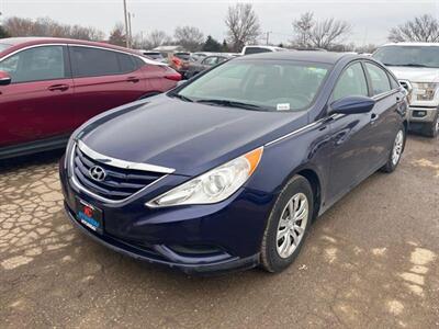 2013 Hyundai Sonata GLS - Photo 1 - Topeka, KS 66608