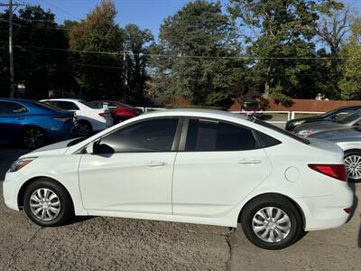 2017 Hyundai ACCENT SE  