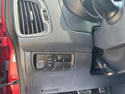 2016 Kia Rio 5-Door EX - Photo 14 - Topeka, KS 66608