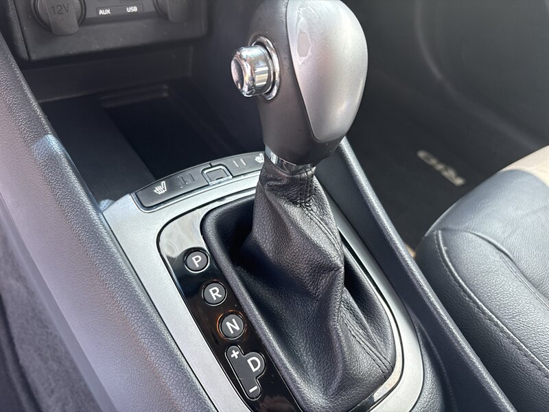 2016 Kia Rio 5-Door EX   - Photo 17 - Topeka, KS 66608