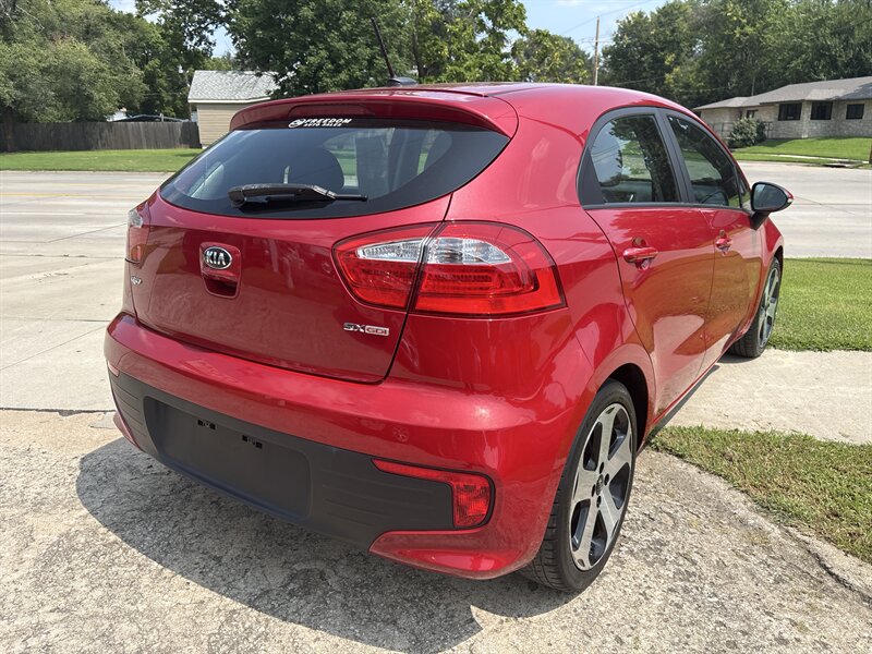 2016 Kia Rio 5-Door EX   - Photo 3 - Topeka, KS 66608