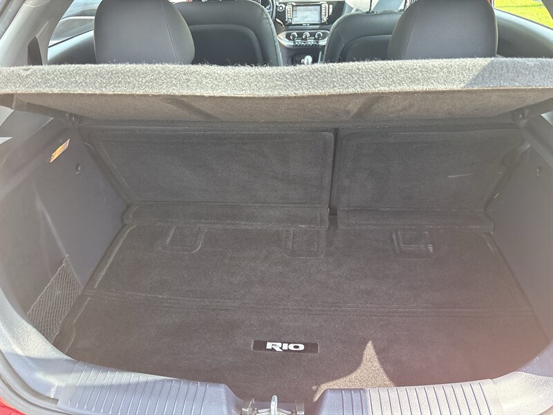2016 Kia Rio 5-Door EX   - Photo 21 - Topeka, KS 66608