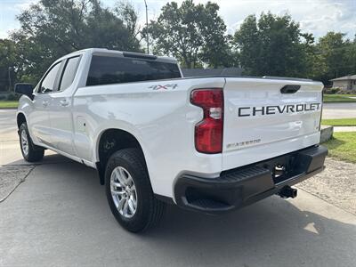 2020 Chevrolet Silverado 1500 LT - Photo 3 - Topeka, KS 66608