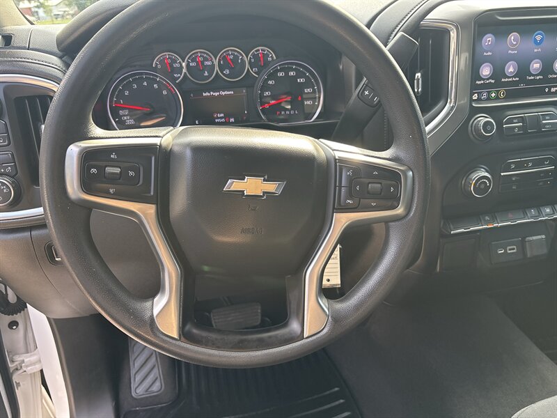 2020 Chevrolet Silverado 1500 LT   - Photo 15 - Topeka, KS 66608