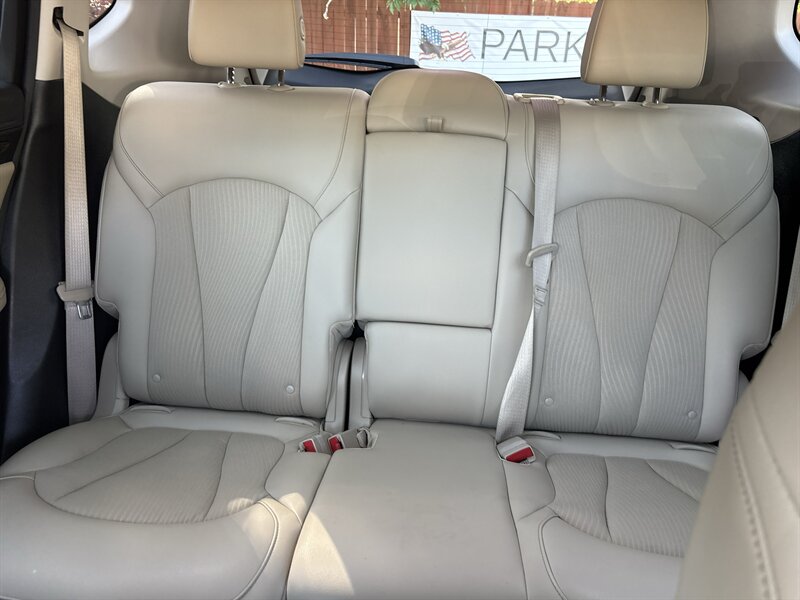 2019 Buick Envision Preferred   - Photo 24 - Topeka, KS 66608