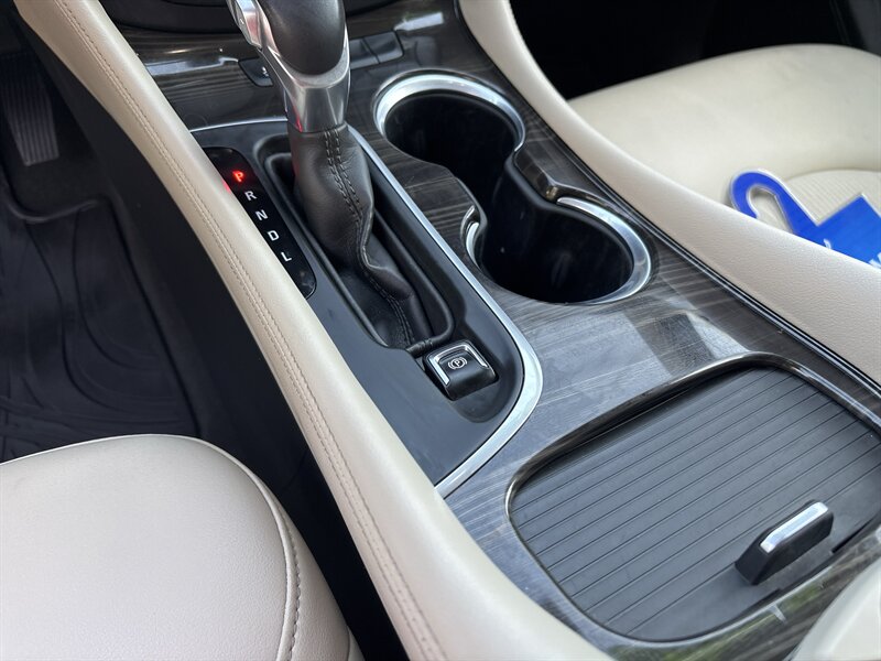 2019 Buick Envision Preferred   - Photo 21 - Topeka, KS 66608