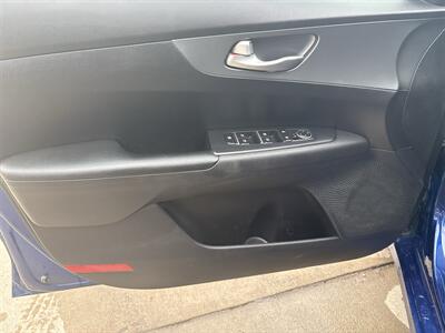2020 Kia Forte FE   - Photo 11 - Topeka, KS 66608