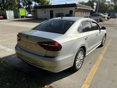 2017 Volkswagen Passat 1.8T SE   - Photo 3 - Topeka, KS 66608